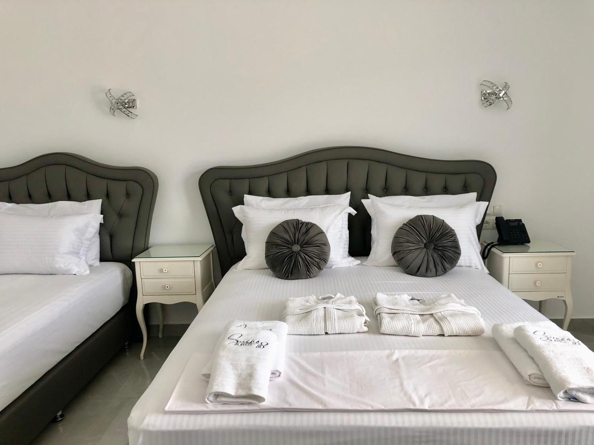 Sueno Suites Parga Bagian luar foto